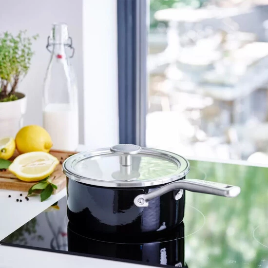 Budget ⌛ Stielkasserolle Induktion Topf Emaille Kasserolle Deckel Schwarz KITCHENAID 2 L ⌛ 5 Budget ⌛ Stielkasserolle Induktion Topf Emaille Kasserolle Deckel Schwarz KITCHENAID 2 L ⌛ – Bild 3