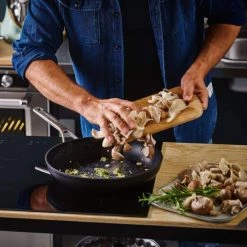 Bestpreis ✔️ KitchenAid Pfannenset, Bratpfanne Induktion, Antihaft Pfanne Aus Hochfestem Aluminium, Backofen- Und Spülmaschinengeeignet, 20/28 Cm ✨ 15 Bestpreis ✔️ KitchenAid Pfannenset, Bratpfanne Induktion, Antihaft Pfanne Aus Hochfestem Aluminium, Backofen- Und Spülmaschinengeeignet, 20/28 Cm ✨ -Kitchenaid Verkaufsgeschäft unnamed file 1722